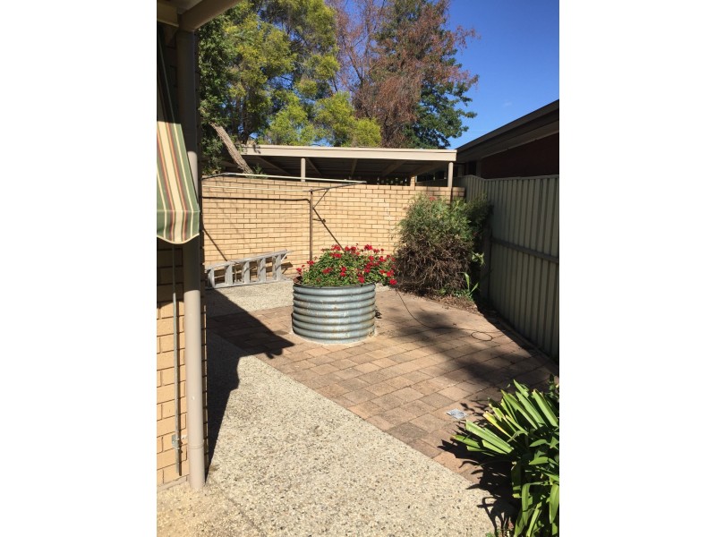 3 24 Huon Creek Road, Wodonga VIC 3690