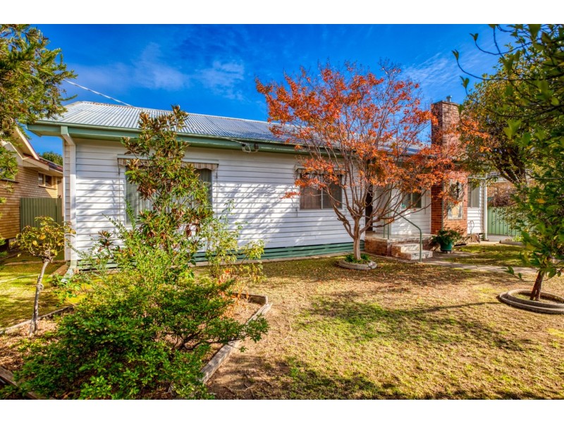 81 William Street, Wodonga VIC 3690 One Agency Albury Wodonga Sold