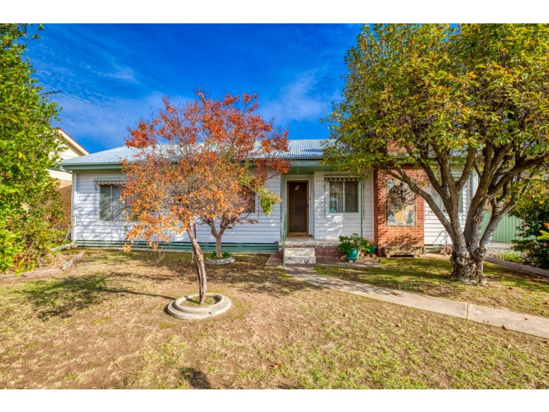 81 William Street, Wodonga VIC 3690 One Agency Albury Wodonga Sold