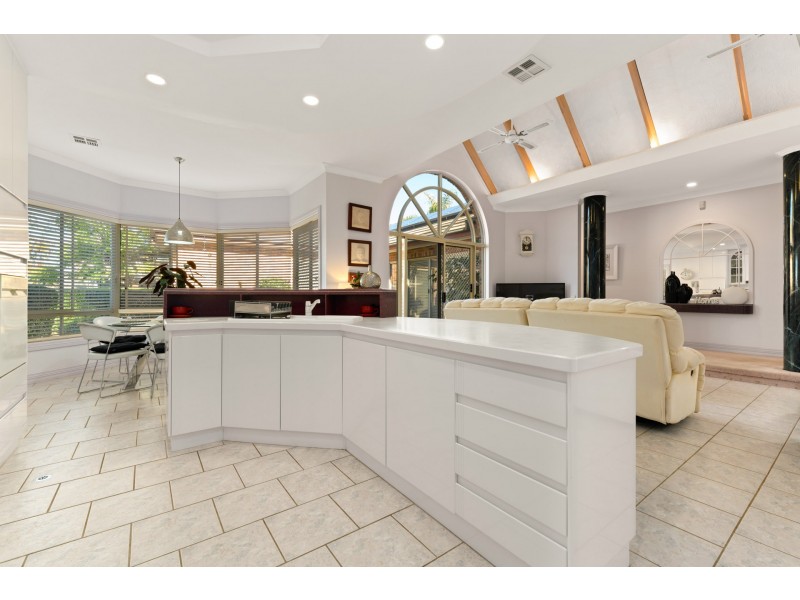 1 Haldon Court, Wodonga VIC 3690