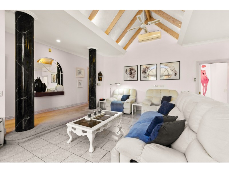 1 Haldon Court, Wodonga VIC 3690