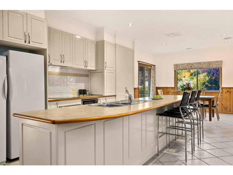 15 Donnington Drive, Wodonga VIC 3690
