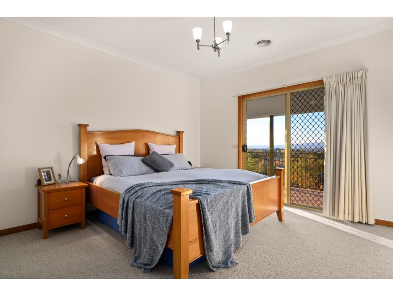 15 Donnington Drive, Wodonga VIC 3690