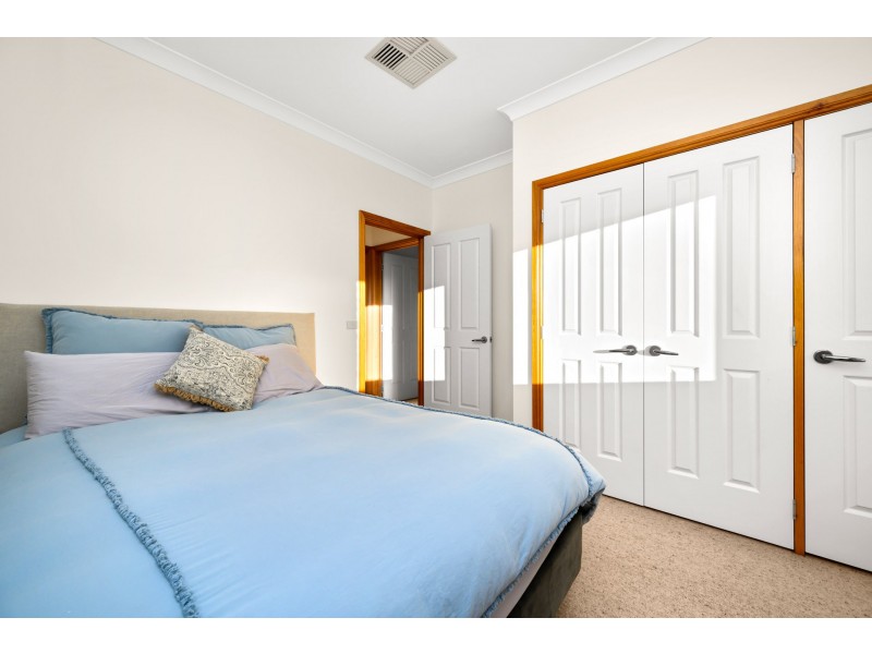 15 Donnington Drive, Wodonga VIC 3690