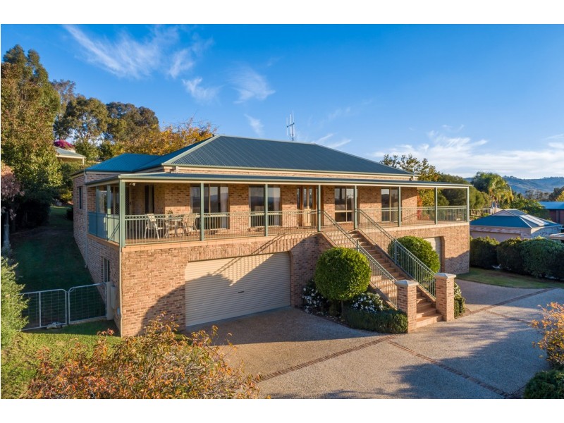 15 Donnington Drive, Wodonga VIC 3690