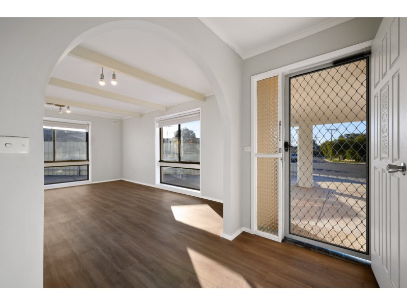 4 Diosma Court, Wodonga VIC 3690