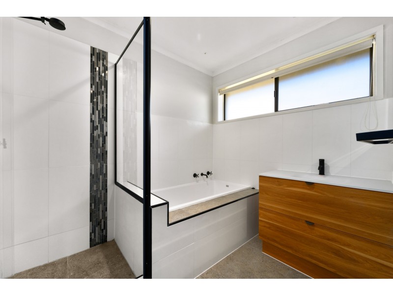 4 Diosma Court, Wodonga VIC 3690