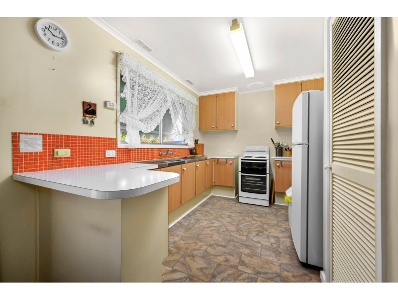 8 Rex Court, Wodonga VIC 3690