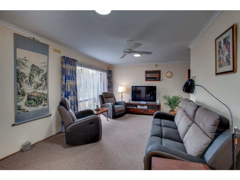 13 Jasper Close, Wodonga VIC 3690