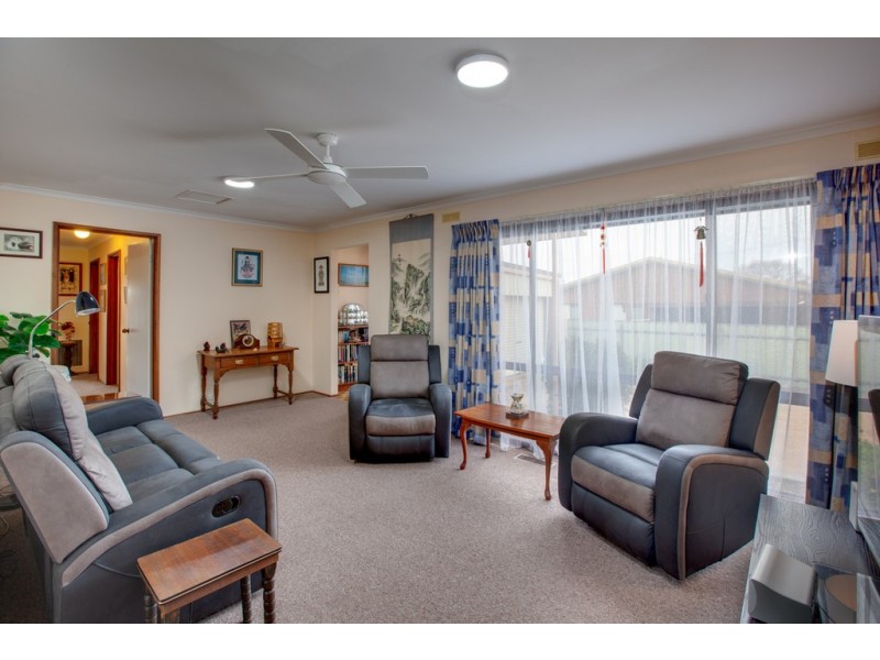 13 Jasper Close, Wodonga VIC 3690