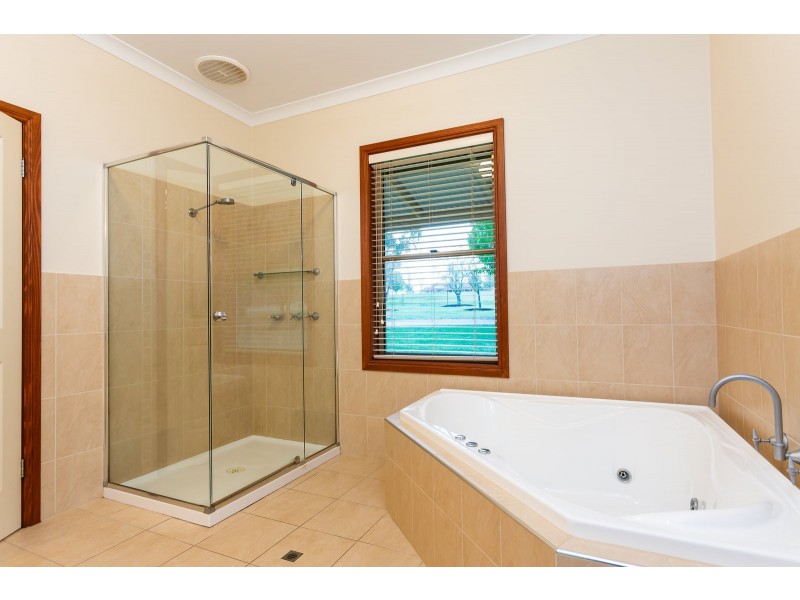 62 Clandeboye Road, Baranduda VIC 3691