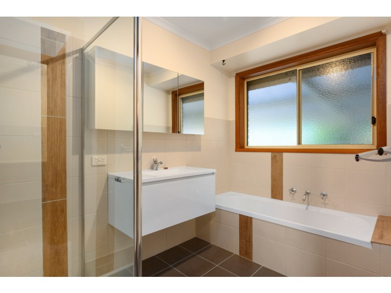 38 Milos Boulevard, Wodonga VIC 3690