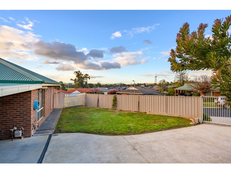 38 Milos Boulevard, Wodonga VIC 3690