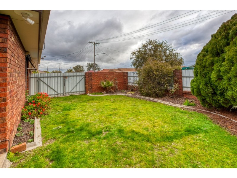 1/10 Brent Court, Lavington NSW 2641
