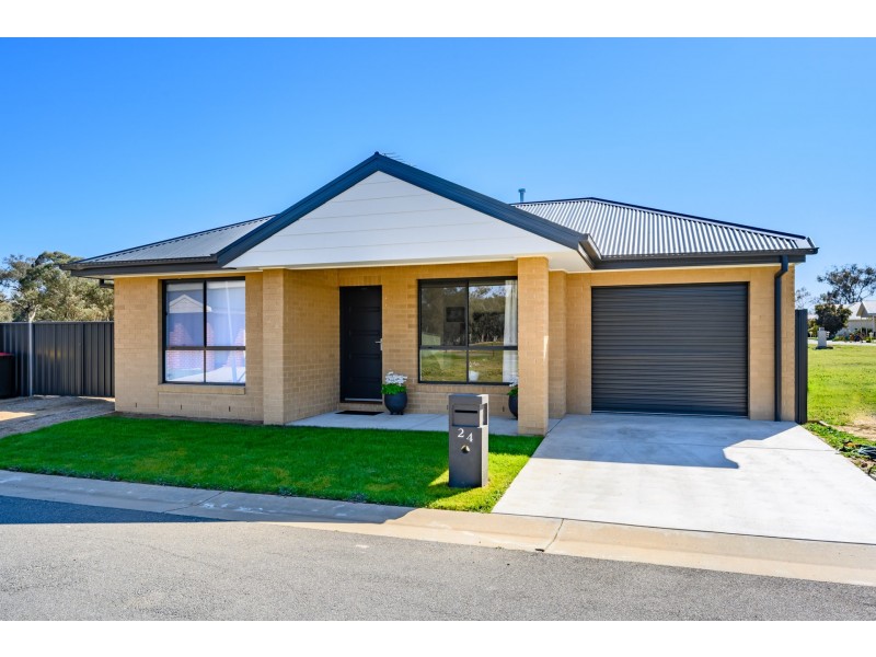 24 Sweetwater Drive, Henty NSW 2658