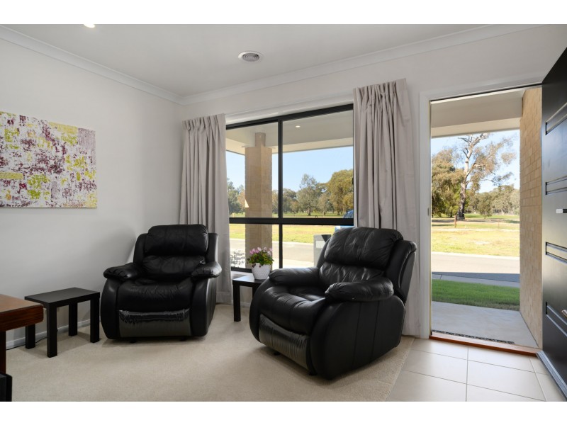 24 Sweetwater Drive, Henty NSW 2658