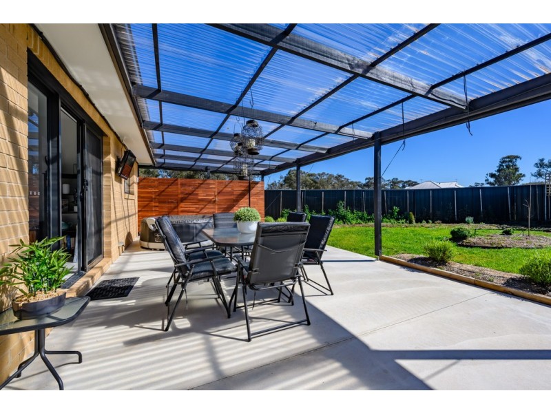 24 Sweetwater Drive, Henty NSW 2658