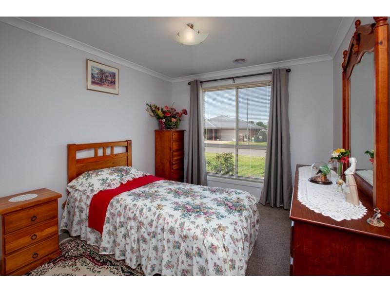 14 Gilson Place, Howlong NSW 2643