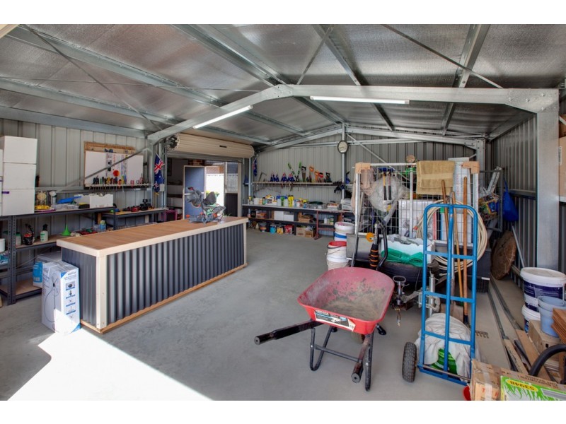 14 Gilson Place, Howlong NSW 2643