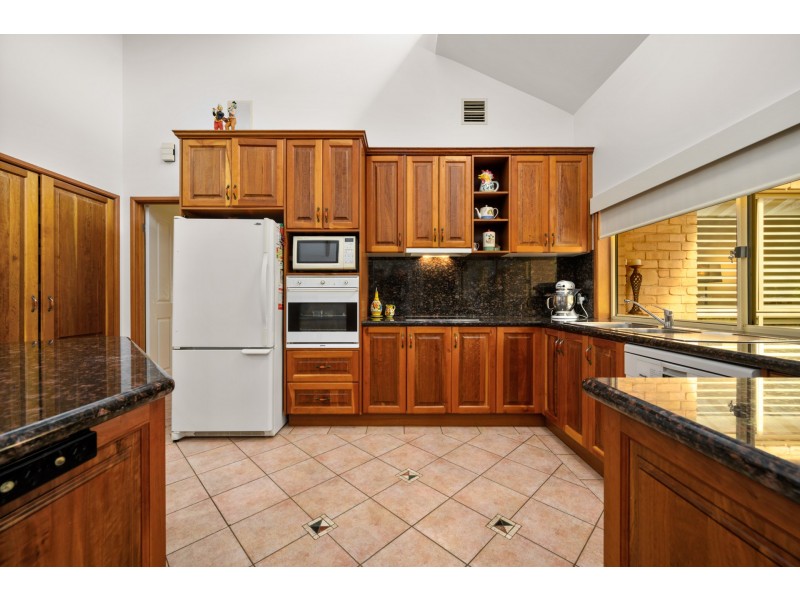 18 Glen Avon Terrace, Wodonga VIC 3690