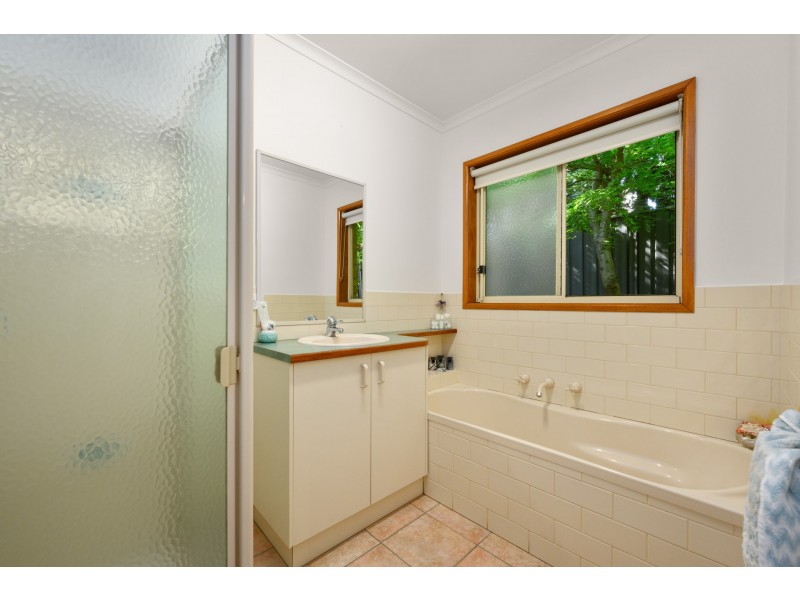 18 Glen Avon Terrace, Wodonga VIC 3690