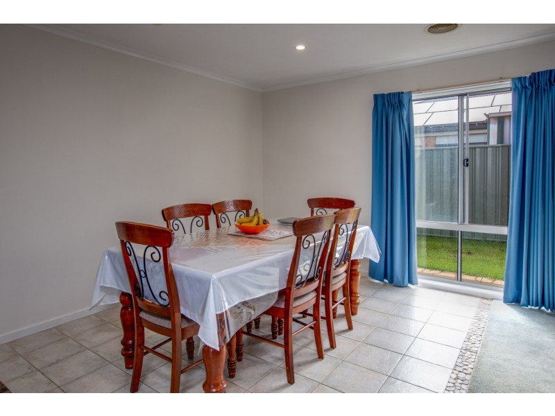 8 Fussel Court, Wodonga VIC 3690