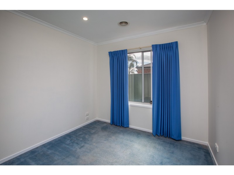 8 Fussel Court, Wodonga VIC 3690