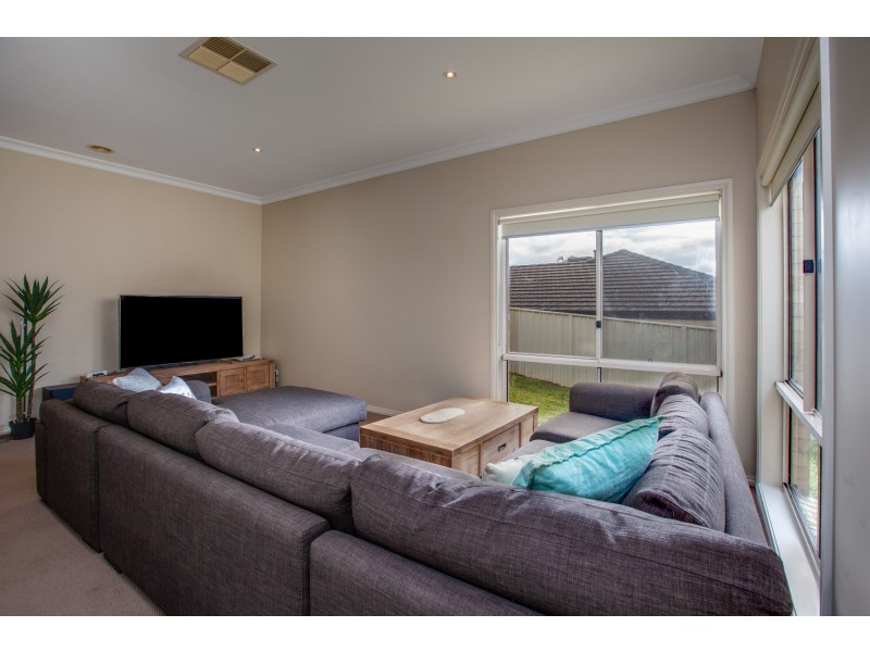 14 Firestone Way, Wodonga VIC 3690