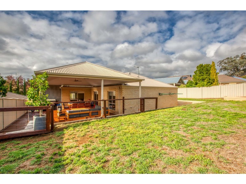 14 Firestone Way, Wodonga VIC 3690