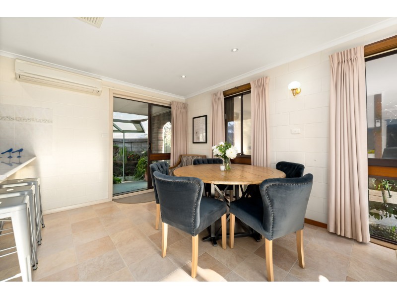 1 Hillcrest Avenue, Bellbridge VIC 3691