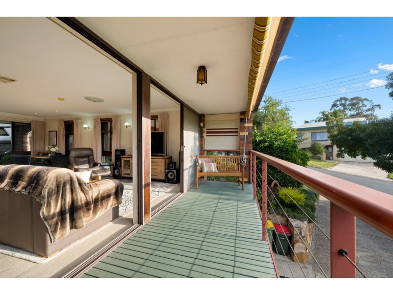 1 Hillcrest Avenue, Bellbridge VIC 3691
