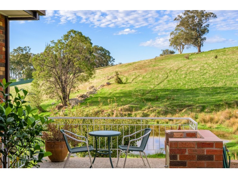 1 Hillcrest Avenue, Bellbridge VIC 3691