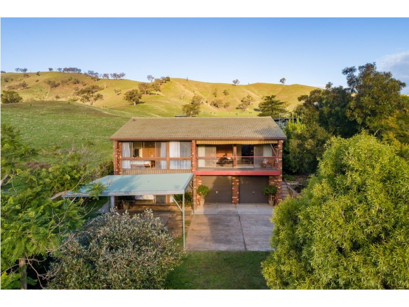 1 Hillcrest Avenue, Bellbridge VIC 3691