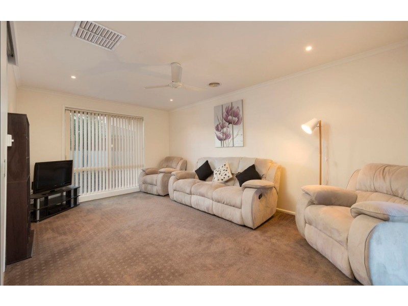 1 Azure Drive, Wodonga VIC 3690