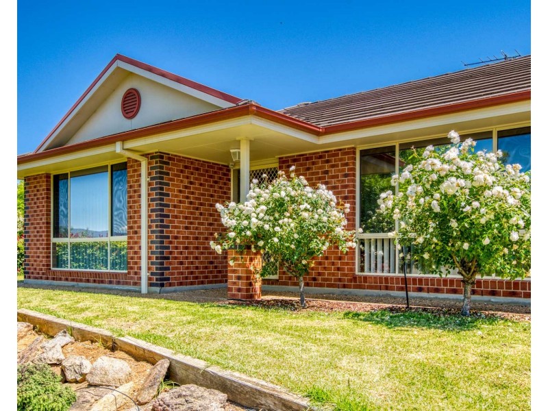 25 Kingfisher Drive, Wodonga VIC 3690