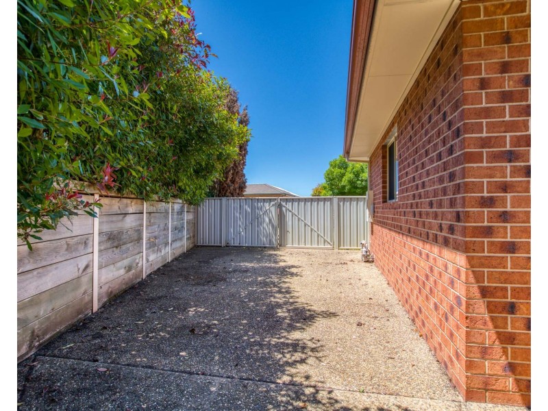 25 Kingfisher Drive, Wodonga VIC 3690