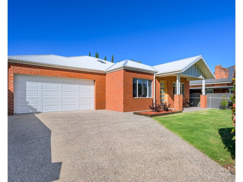 15 Thomas Mitchell Drive, Wodonga VIC 3690