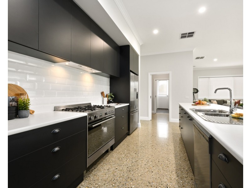 15 Thomas Mitchell Drive, Wodonga VIC 3690