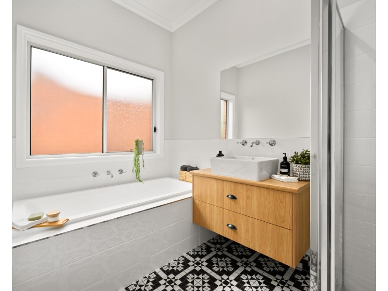 15 Thomas Mitchell Drive, Wodonga VIC 3690