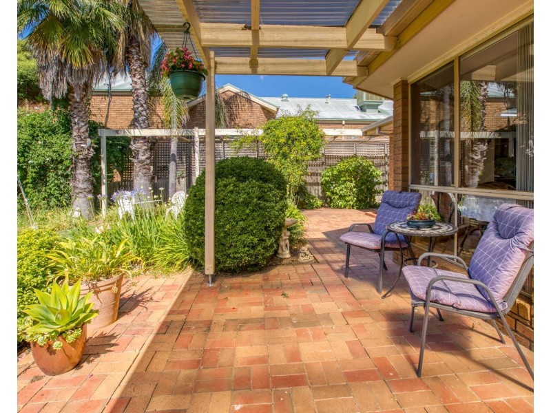 21 McCulloch Crescent, Wodonga VIC 3690