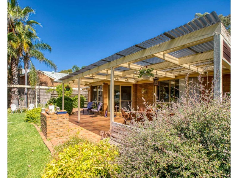 21 McCulloch Crescent, Wodonga VIC 3690
