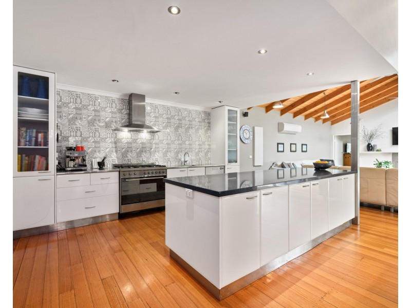 66 Huon Creek Road, Wodonga VIC 3690