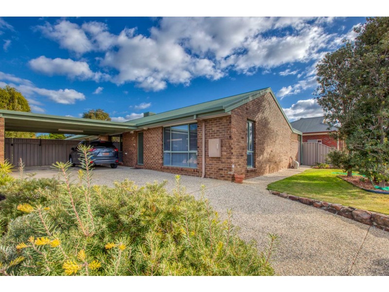 11 Whitehall Crt, Wodonga VIC 3690