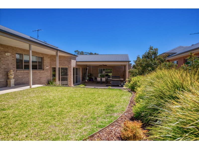 8 Peregrine Place, Wodonga VIC 3690
