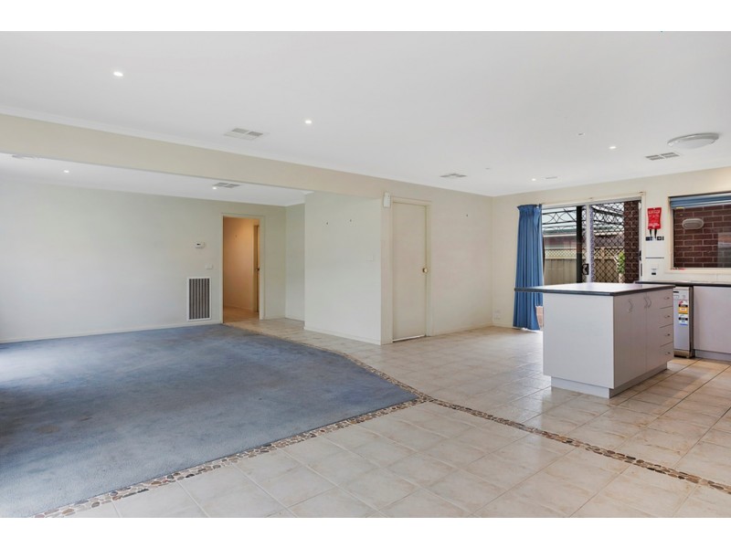 8 Fussel Court, Wodonga VIC 3690