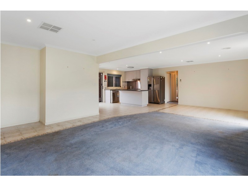 8 Fussel Court, Wodonga VIC 3690