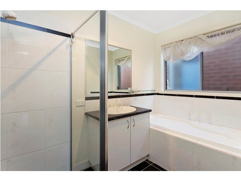 8 Fussel Court, Wodonga VIC 3690