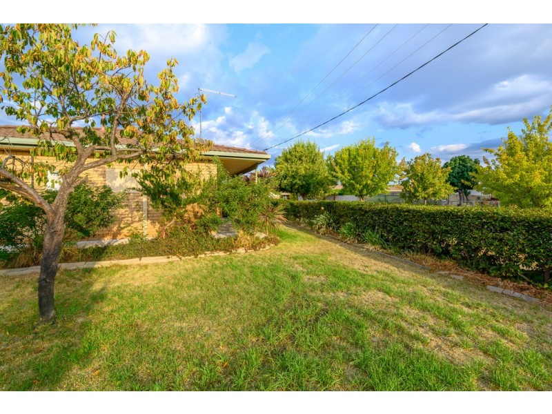 15 Waratah Way, Wodonga VIC 3690