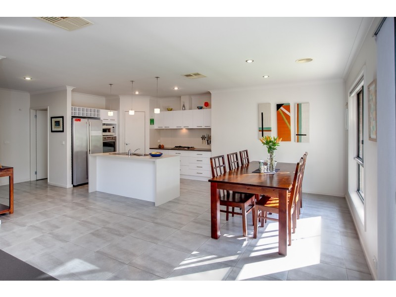 35 Streets Road, Wodonga VIC 3690