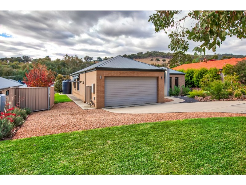 35 Streets Road, Wodonga VIC 3690